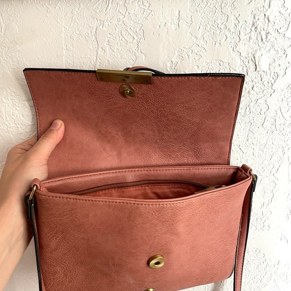 Pink Leather Crossbody Bag - Picture 3 of 4